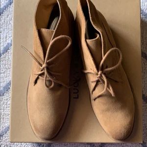 Lucky Brand tie up boots